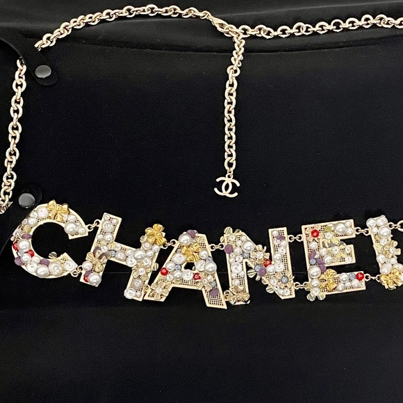 Chanel runaway  belt// necklace main image 4